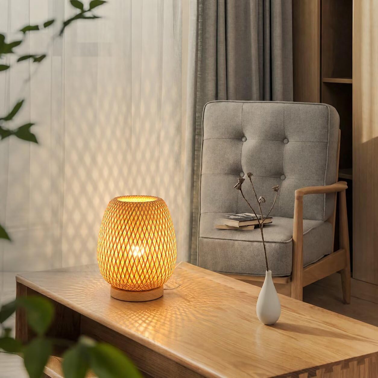 Lampe de Chevet Rotin Naturel - Éclairage LED Design Japonais en Bambou
